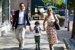 Amsterdam 11 mei 2015
Chantal janzen met haar man Marco en zoontje James op de cornelis schuytstraat.