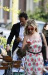 Amsterdam 11 mei 2015
Chantal janzen met haar man Marco en zoontje James op de cornelis schuytstraat.