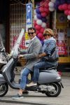 Amsterdam 22 mei 2015  
Leco v Zadelhoff en Christine Kroonenberg op vespa scooter