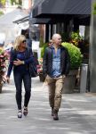 Amsterdam 28 mei 2015  
Connie Breukhoven met een vriend op de cornelis schuytstraat