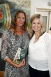 Amsterdam 8 juni 2015
Boekpresentatie Boek Danielle v t Schip Oonk in Yogacentrum Amsterdam. danielle van t Schip met uitgeefster