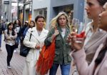 Amsterdam 6 mei 2015 
Presentatie nieuwe parfum van Cloe bij ici paris op de kalverstraat. Dominique v Hulst met moeder