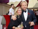 Amsterdam 30 mei 2015
Het 23e damdiner vindt weer plaats bij de HMH Heineken Music Hall.
Ebe v Riesen met zijn vrouw Jorica Coppen (vriendin van Martijn Krabbe)