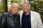 Hilversum 1 mei 2015
Boek presentatie van LUV. Marga Scheide en Jose Hoebee zijn aanwezig in de wisseloord studio's.
Peter Boonstra is de maker van het boek.