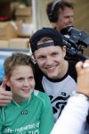 Arnhem 31 mei 2015
Voetbalclinic Klaas jan Huntelaar foundation op Papendal. Ook Enzo Knol en zijn vriendin Dee v d Zeeuw waren ook aanwezig.