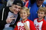 Arnhem 31 mei 2015
Voetbalclinic Klaas jan Huntelaar foundation op Papendal. Ook Enzo Knol en zijn vriendin Dee v d Zeeuw waren ook aanwezig.