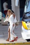 ibiza 3/4 juni 2015
Estelle Cruijff en Joelle Gullit samen op ibiza. Ze slapen in hun eigen appartement