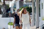 ibiza 3/4 juni 2015
Estelle Cruijff en Joelle Gullit samen op ibiza. Ze slapen in hun eigen appartement