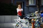 Amsterdam 21 mei 2015
Estelle Cruijff met een vriendin op terras.