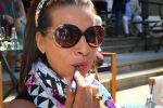 Amsterdam, 4 Juni 2015
Party van Talkies Magazine op het terras van het Hilton Hotel op de Apollolaan.
Esther Oosterbeek met electronische sigaret