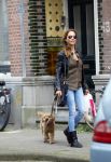 Amsterdam 22 mei 2015    
Evelyn Struik met hondje in amsterdam zuid