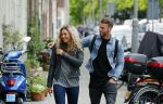 Amsterdam 1 juni 2015
Fajah Lourens met haar nieuwe vriend Gijs Scheringa.