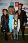 Amsterdam, 3 Juni 2015
Fajah Lourens met haar nieuwe vriend en kinderen