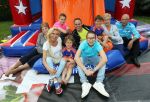 Fijnaart 8 Mei 2015
Verjaardag Frans Junior (6 jaar) samen met zijn drie broers en Mariska Bauer en Frans Bauer