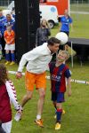 Arnhem 31 mei 2015
Voetbalclinic Klaas jan Huntelaar foundation op Papendal. Ook Enzo Knol en zijn vriendin Dee v d Zeeuw waren ook aanwezig.
