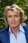 Hilversum 1 mei 2015
Boek presentatie van LUV. Marga Scheide en Jose Hoebee zijn aanwezig in de wisseloord studio's.
Peter Boonstra is de maker van het boek.