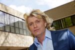 Hilversum 1 mei 2015
Boek presentatie van LUV. Marga Scheide en Jose Hoebee zijn aanwezig in de wisseloord studio's.
Peter Boonstra is de maker van het boek.