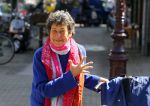 Amsterdam 6 mei 2015  
Heddy Lester op de cornelis schuytstraat
