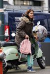 Amsterdam 19 november 2015
Isa Hoes op de scooter