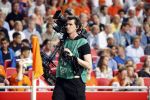 Amsterdam  5 juni 2015
Nederland-USA 3-4 in de arena. Max Smulders mag met Memphis Depay het veld oplopen.
Ivo Borkus loopt met steadycam op het veld.