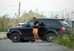 ibiza 4 juni 2015
Jeroen Kool arriveert in zijn Range Rover bij het appartement van Estelle Cruijff.