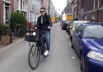 Amsterdam 8 juni 2015
Boekpresentatie Boek Danielle Oonk van t Schip in Yogacentrum Amsterdam.
Johnny de Mol op de fiets