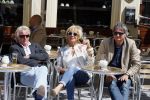 Amsterdam 26 mei 2015  
Joke Bruijs met haar vriend Frits Landesbergen en ex Boris Bayer en Gerard Cox
