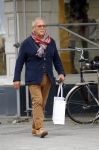 Amsterdam 9 juni 2015
Joop Braakhekke doet boodschappen op de pc hooftstraat