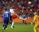 Amsterdam, 5 Juni 2015 
Vriendschappelijke interland Nederland-USA, Eindstand 3-4
Klaas Jan Huntelaar