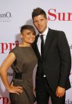 Amsterdam 18 mei 2015
Premiere de surprise van Mike v Diem met in de hoofdrollen Georgina Verbaan en Jeroen v Koningsbrugge. De premiere was in Tuschinski. Klaasjan Huntelaar met vrouw