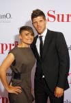 Amsterdam 18 mei 2015
Premiere de surprise van Mike v Diem met in de hoofdrollen Georgina Verbaan en Jeroen v Koningsbrugge. De premiere was in Tuschinski. Klaasjan Huntelaar met vrouw