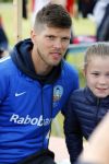 Arnhem 31 mei 2015
Voetbalclinic Klaas jan Huntelaar foundation op Papendal. Ook Enzo Knol en zijn vriendin Dee v d Zeeuw waren ook aanwezig.