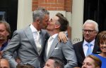 Amsterdam 1 mei 2015
Koos v Plateringen en Ton Keunen trouwen in huis Bartalotti. Ook de 2 zoons van Ton zijn aanwezig.