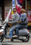 Amsterdam 22 mei 2015  
Leco v Zadelhoff en Christine Kroonenberg op vespa scooter