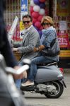 Amsterdam 22 mei 2015  
Leco v Zadelhoff en Christine Kroonenberg op vespa scooter