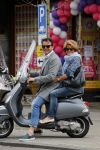 Amsterdam 22 mei 2015  
Leco v Zadelhoff en Christine Kroonenberg op vespa scooter