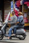 Amsterdam 22 mei 2015  
Leco v Zadelhoff en Christine Kroonenberg op vespa scooter