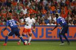 Amsterdam, 5 Juni 2015 
Vriendschappelijke interland Nederland-USA, Eindstand 3-4
Luciano Narsingh