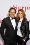 Amsterdam 18 mei 2015
Premiere de surprise van Mike v Diem met in de hoofdrollen Georgina Verbaan en Jeroen v Koningsbrugge. De premiere was in Tuschinski. Marco en Leontine Borsato