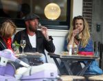 Amsterdam 29 mei 2015 
Maria Kooistra met een vriend op terras.