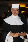 Amsterdam 11 mei 2015     
Presentaie castleden van de nieuwe stukken van Dommelgraaf en Cornelisse productions in de Meervaart.
Mariska v Kolck als non