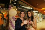 Apeldoorn 7 mei 2015
Melisa v d Meijde en Lammy openen een winkel in Apeldoorn.