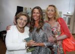 Amsterdam 8 juni 2015
Boekpresentatie Boek Danielle Oonk van t Schip in Yogacentrum Amsterdam. Danielle met mevr Molenaar