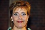 Amsterdam 8 mei 2015  
Albert Verlinde presenteert de cast van Grease met oaTim Douwsma , Vajen van den Bosch Rene v Kooten Tommie Christiaan en Mylene d'Anjou.
De presentatie is bij de westergasfabriek.