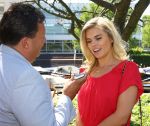Amsterdam, 4 Juni 2015
Party van Talkies Magazine op het terras van het Hilton Hotel op de Apollolaan.
Nicolette v Dam in gesprek met Edwin Bredius