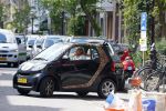 Amsterdam 7 mei 2015 
Patty Brard in haar smart de Patmobile