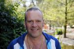 Alphen aan de Rijn 7 mei 2015
Patrick Martens (Koen),Aad van Toor (Adriaan), Bas van Toor (Bassie) en Janouk Kelderman (Keet) tijdens de opnamedag van de nieuwe speelfilm Keet & Koen en de speurtocht naar Bassie & Adriaan . Peter Sterk