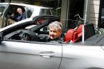 Amsterdam 28 mei 2015
Rene Froger in zijn Mercedes SL AMG Cabrio in amsterdam zuid.