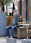 Amsterdam 27 mei 2015    
Rob Houwer zit te wachten