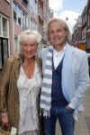 Amsterdam 8 juni 2015
Boekpresentatie Boek Danielle Oonk van t Schip in Yogacentrum Amsterdam. Ronald Jan Heijn met vriendin